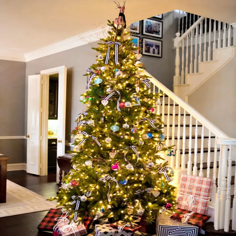 Magical Remote Control Retractable Christmas Tree