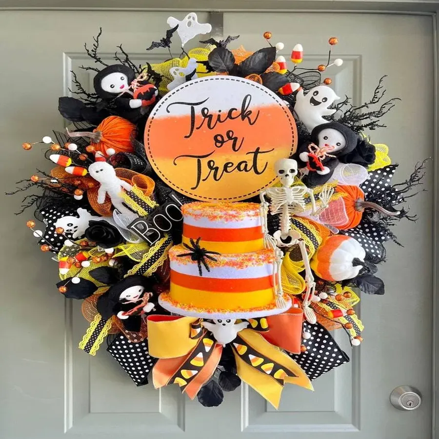 Halloween Trick Or Treat Wreath