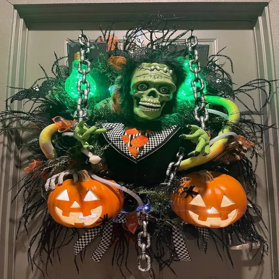 Halloween Spooky Wreath