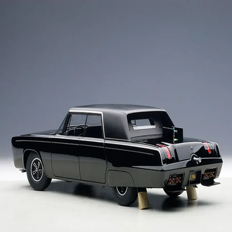 1/18 AUTOart Black Beauty Green Hornet TV Series (Black) Car Model